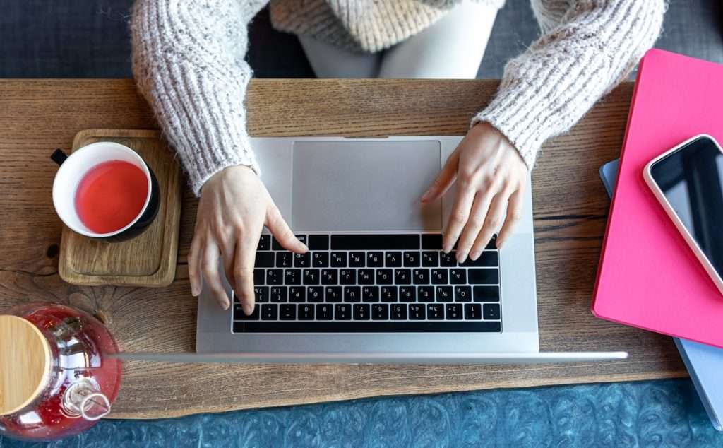 Cas pratique : un même sujet, deux articles, deux logiques (SEO vs GEO)